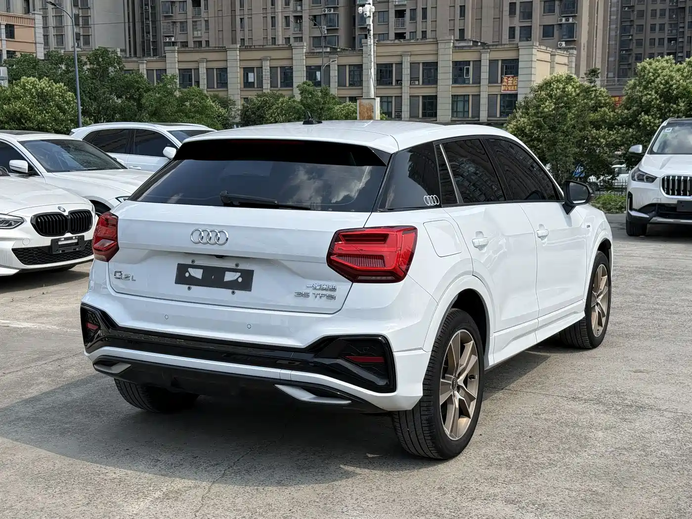 Audi Q2L 2022 35 TFSI Fashion Dynamic фото 9