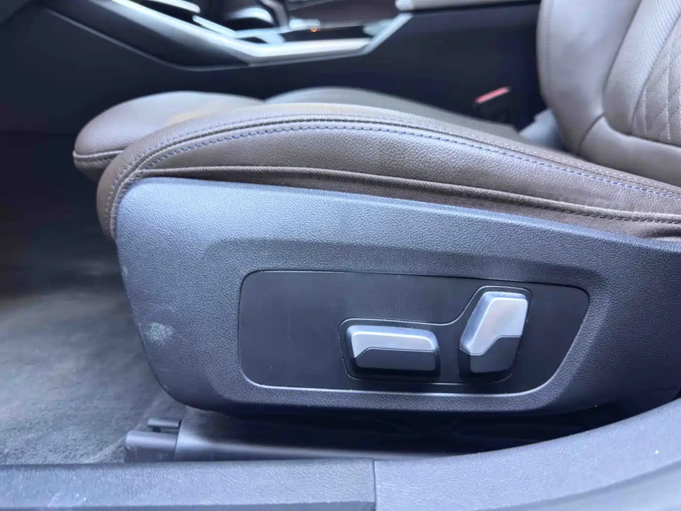 BMW 3 Series 2022 320i Sport Package фото 16