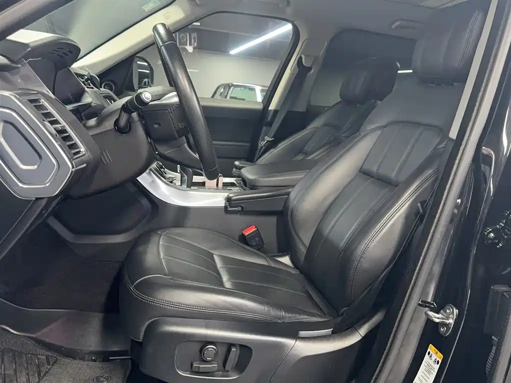 Land Rover Range Rover Sport 2019 3.0 SC V6 Special Edition фото 10