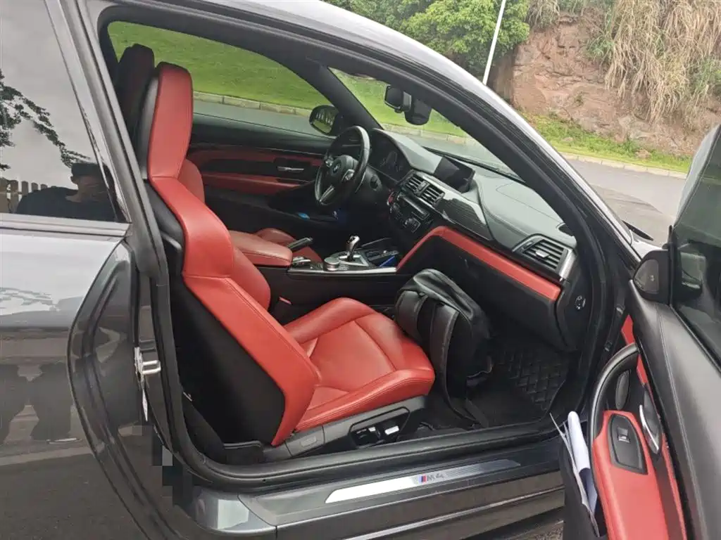 BMW M4 2019 M4 Coupe Shadow Edition фото 20