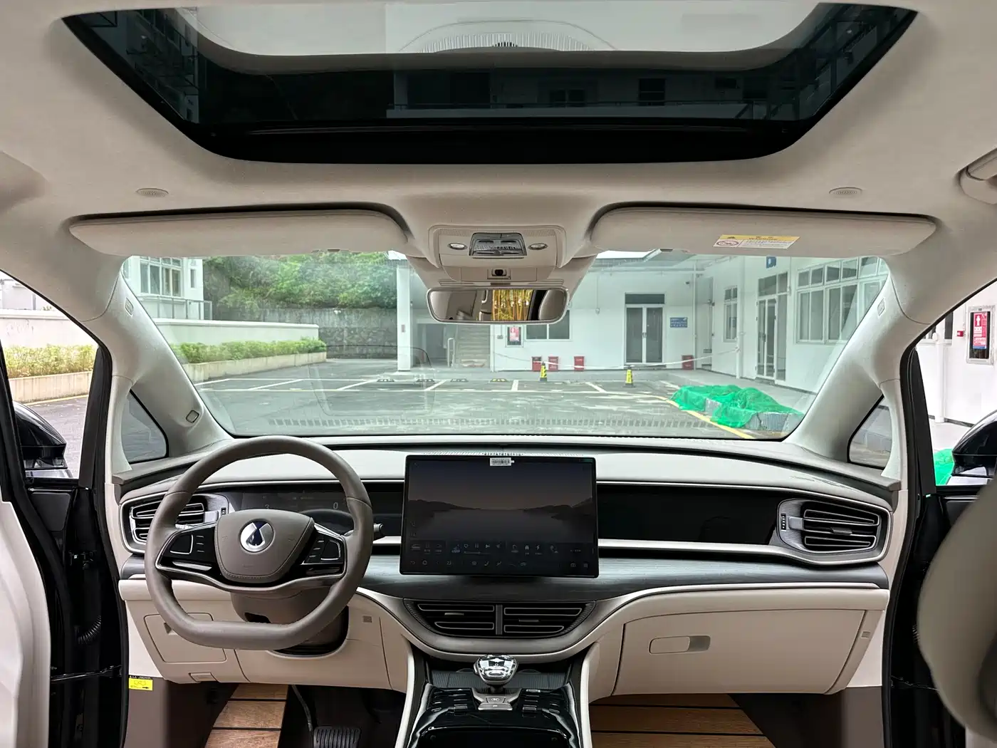 Denza D9 2022 DM-i 970 AWD Flagship фото 20
