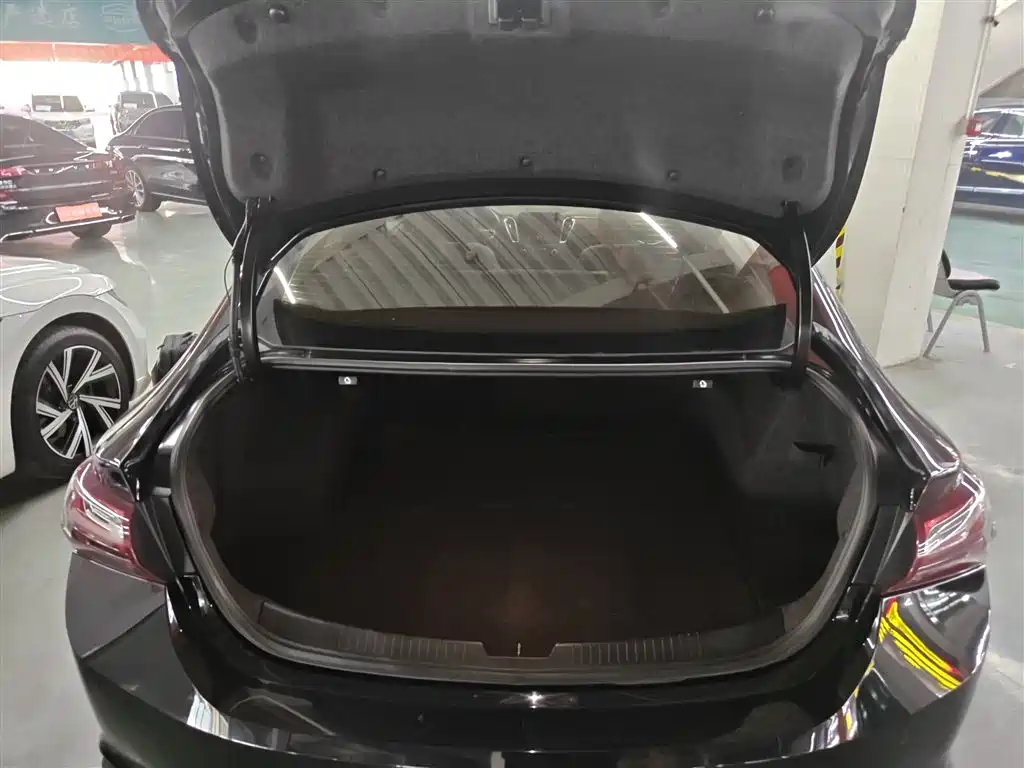 Chevrolet Malibu XL 2021 Model Redline 550T Auto Sharp Edition фото 15