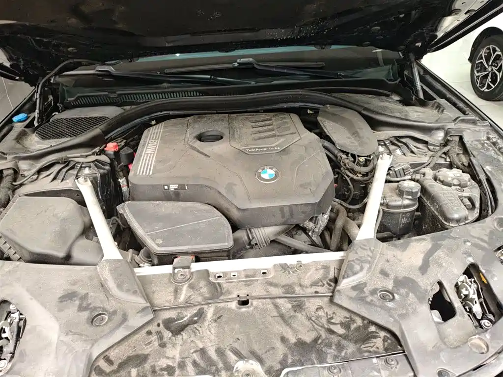 BMW 5 Series 2022 Facelift 530Li Leading M Sport Package фото 16