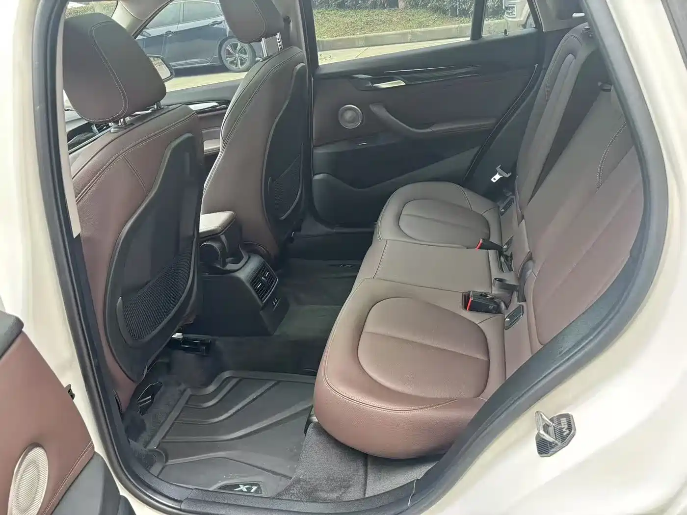BMW X1 2022 xDrive25Li Premium фото 5