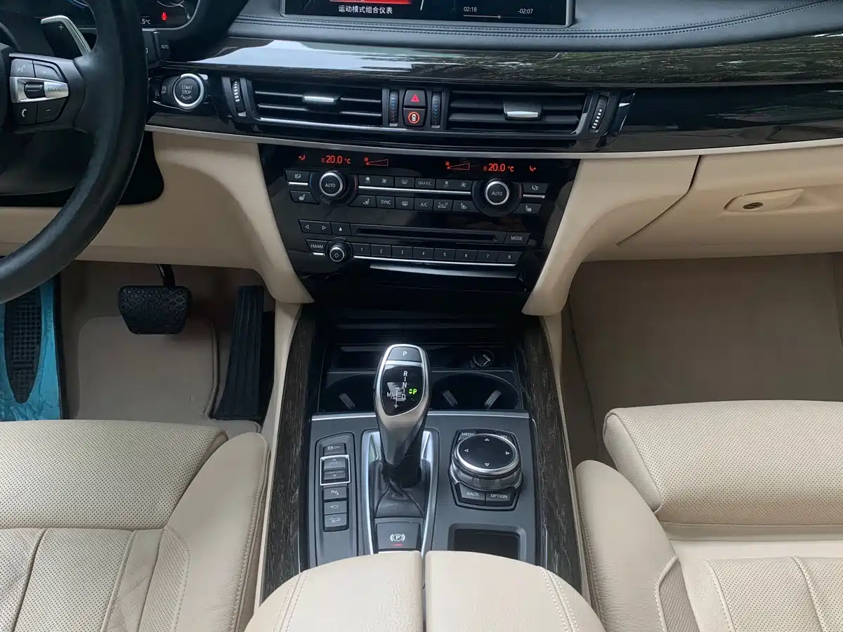 Фото 10 - BMW X5 (Import)