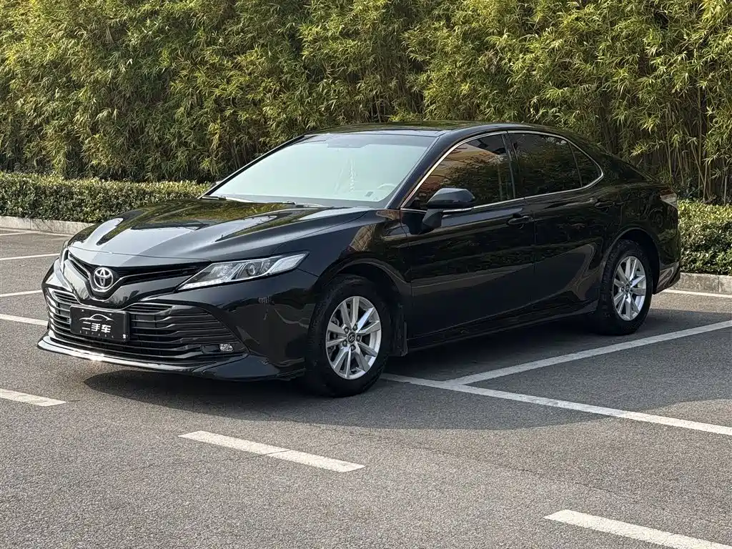 Toyota Camry 2018 2.0E Elite Edition
