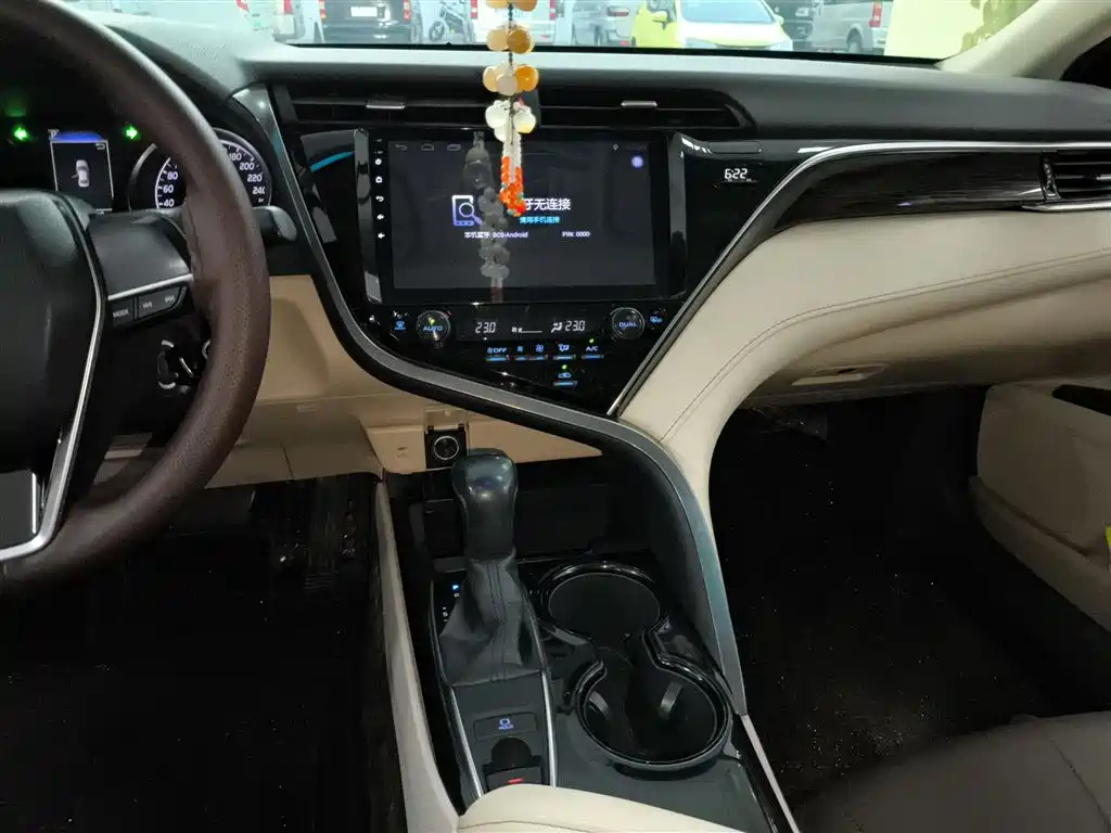 Toyota Camry 2018 2.0E Elite Edition фото 10