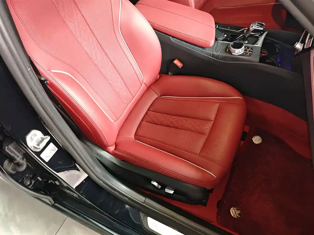 BMW 5 Series 2022 Facelift 530Li Leading M Sport Package фото 20