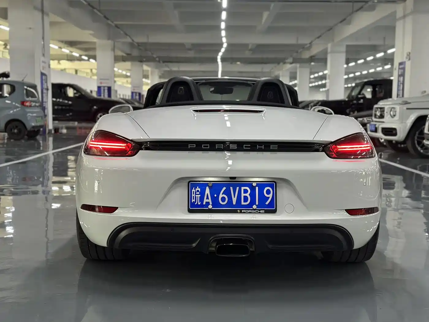Porsche 718 2018 Boxster 2.0T фото 8