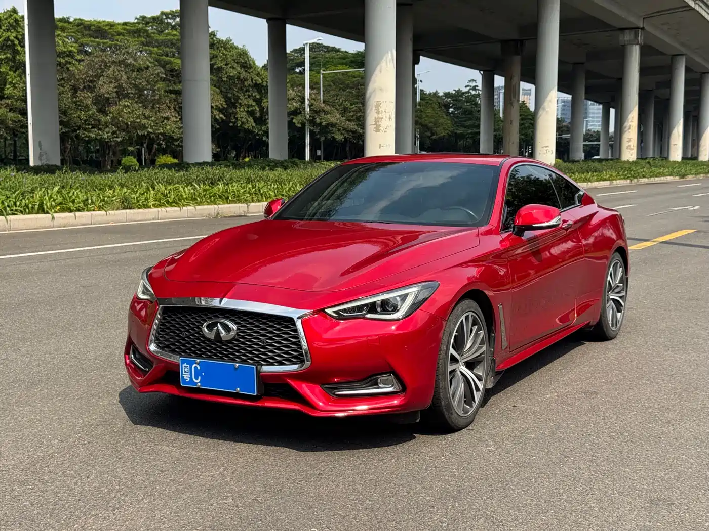 Infiniti Q60 2019 2.0T Luxury Edition
