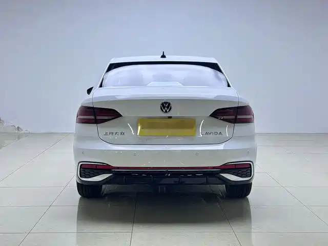 Volkswagen Lavida 2024 Model 1.5L Automatic Starlight 5 Million Edition фото 6