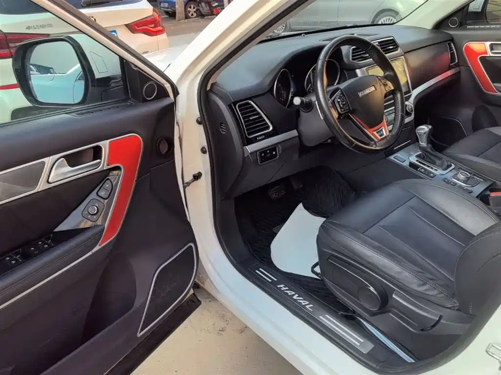 Haval H6 Coupe 2016 Blue Label 1.5T Automatic 2WD Urban фото 16