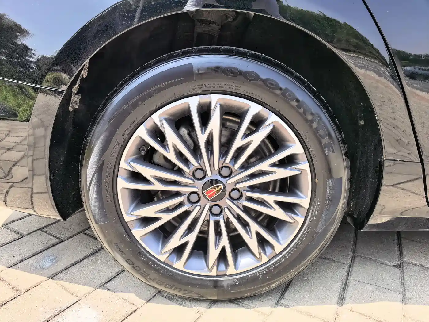 Hongqi H5 2024 1.5T DCT Smart Connect Flag Rhythm Edition фото 21