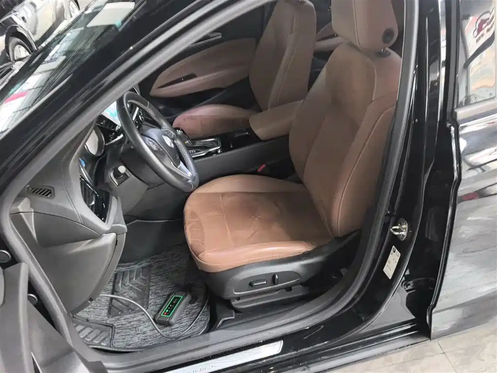 Buick Regal 2019 Facelift 20T Luxury Model China VI фото 15