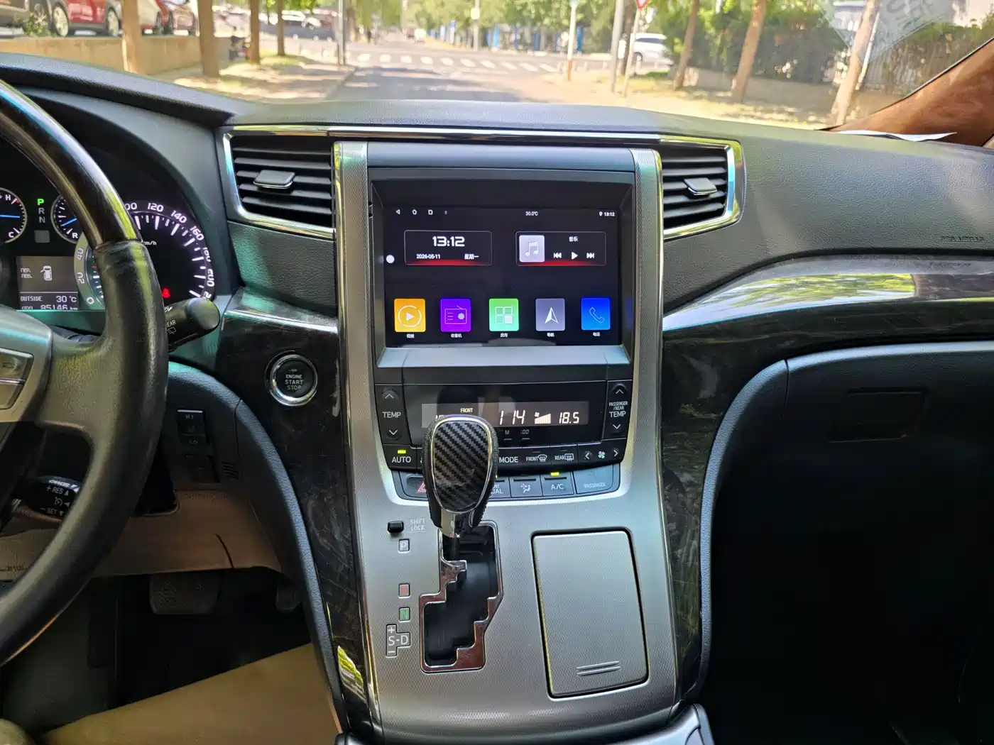 Toyota Alphard 2012 3.5L Premium Edition фото 20