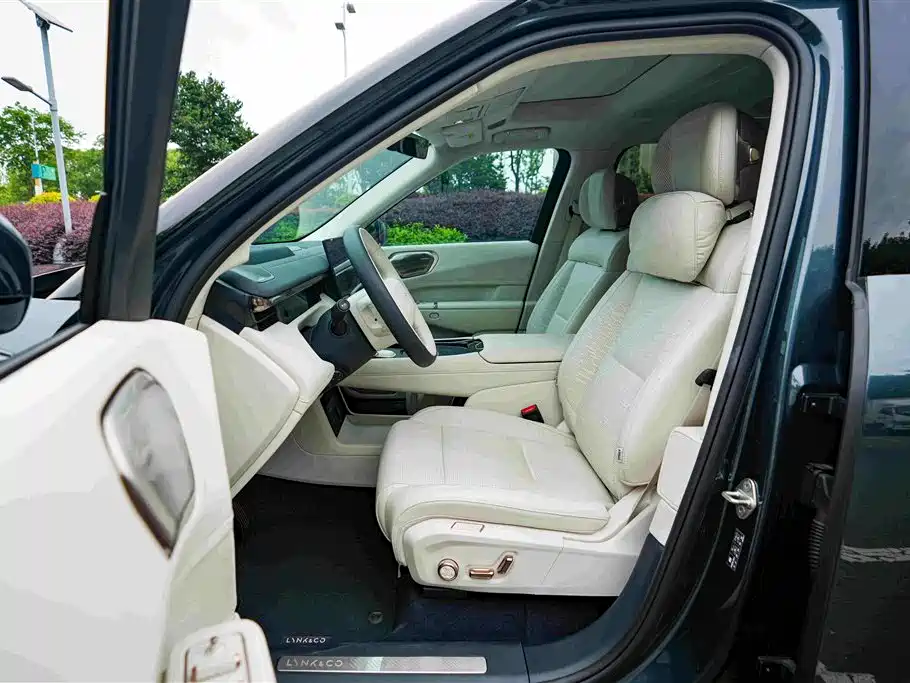 Lynk & Co 900 2025 1.5T Ultra фото 9