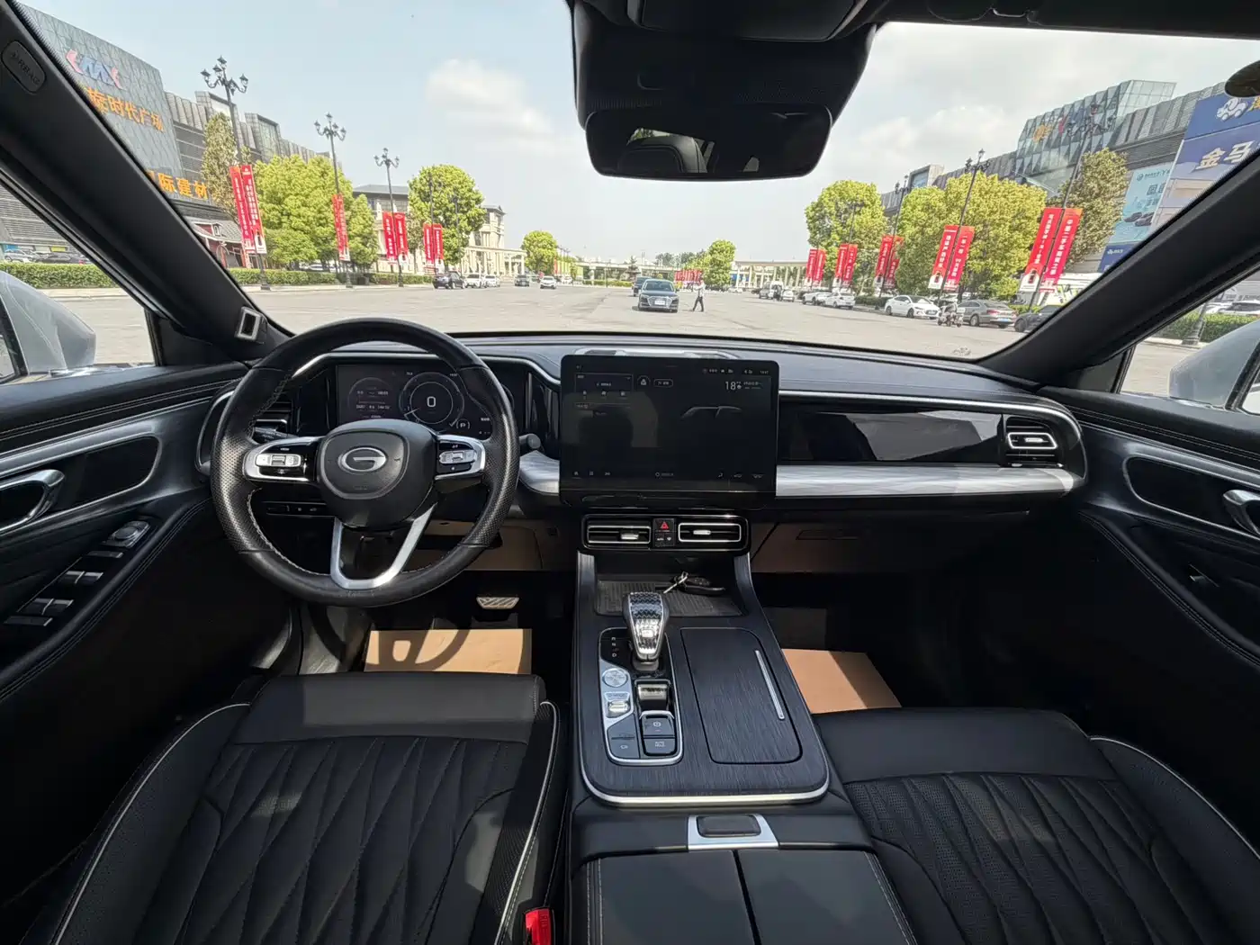 GAC Trumpchi Trumpchi GS8 2022 Pilot Series 2.0TGDI 2WD Luxury Smart Connect Edition (7-Seater) фото 11