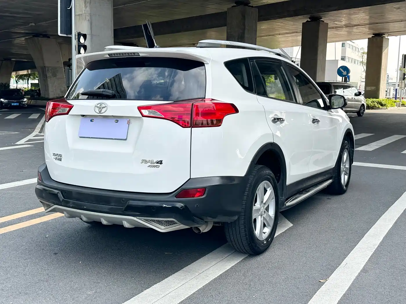 Toyota RAV4 Rongfang 2013 2.0L CVT 4WD Pioneer фото 9