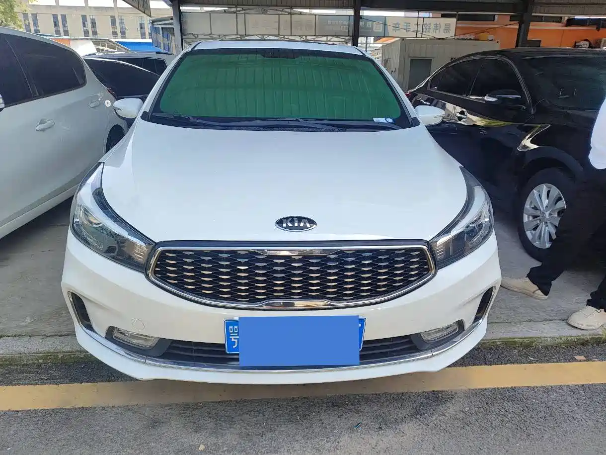 Kia K3 2016 1.6L Automatic GLS фото 2