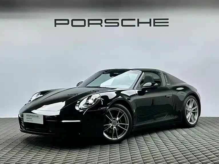 Porsche 911 2023 Targa 4 3.0T
