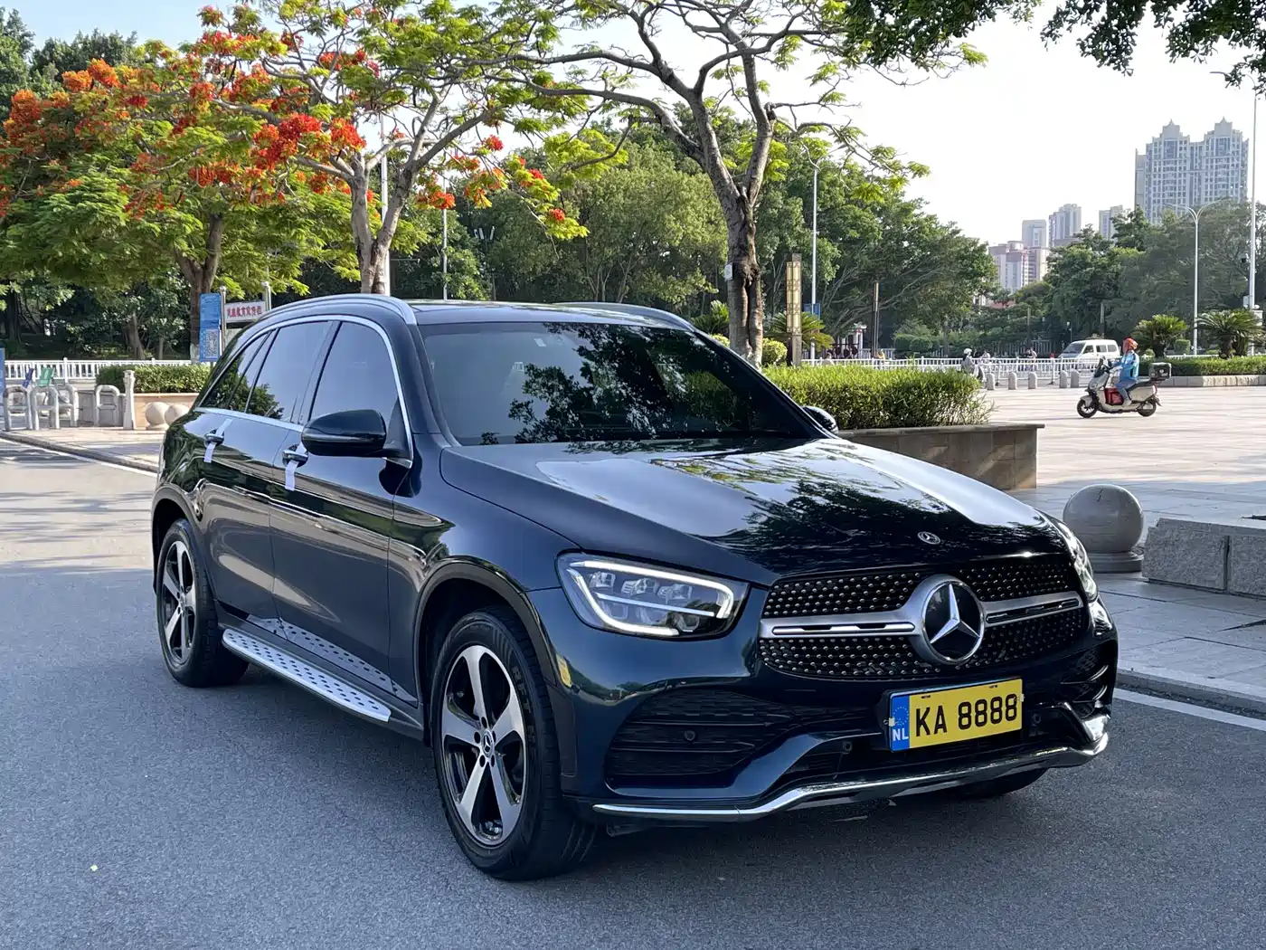 Mercedes-Benz GLC 2022 Facelift III GLC 260 L 4MATIC Dynamic фото 3