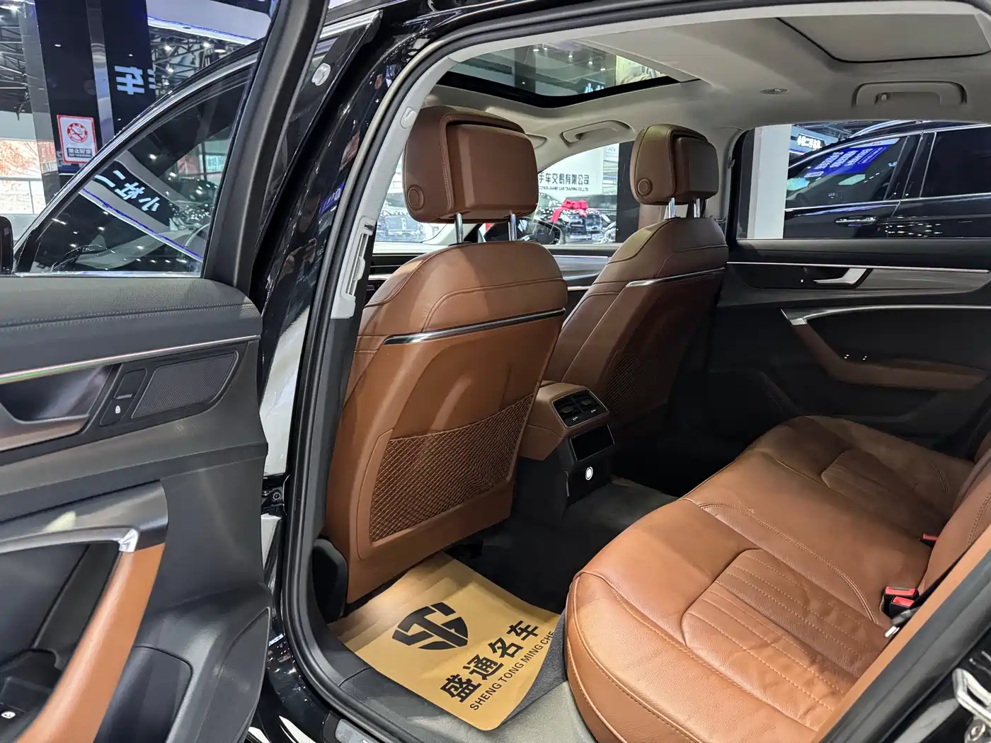 Audi A6L 2022 45 TFSI Premium Elegance фото 13