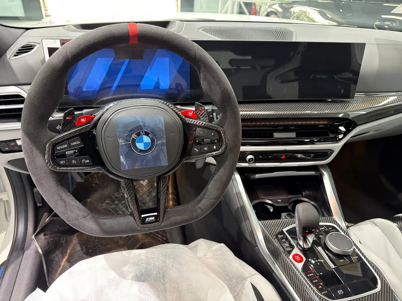 BMW M3 2026 BMW M3 Touring M xDrive Competition фото 10