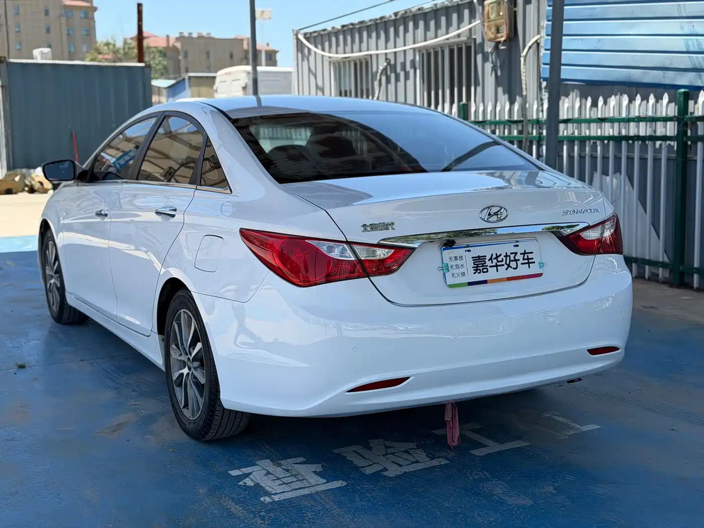 Hyundai Sonata 2013 2.0L Automatic Luxury Edition фото 7