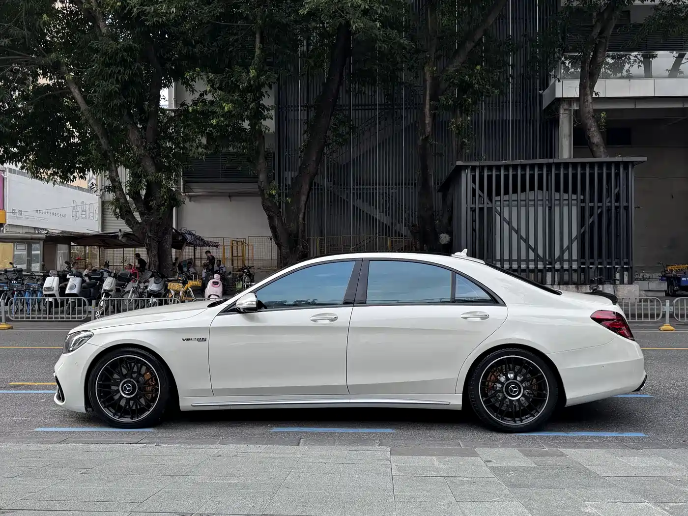 Mercedes-Benz S-Class AMG 2014 AMG S 63 L 4MATIC фото 3