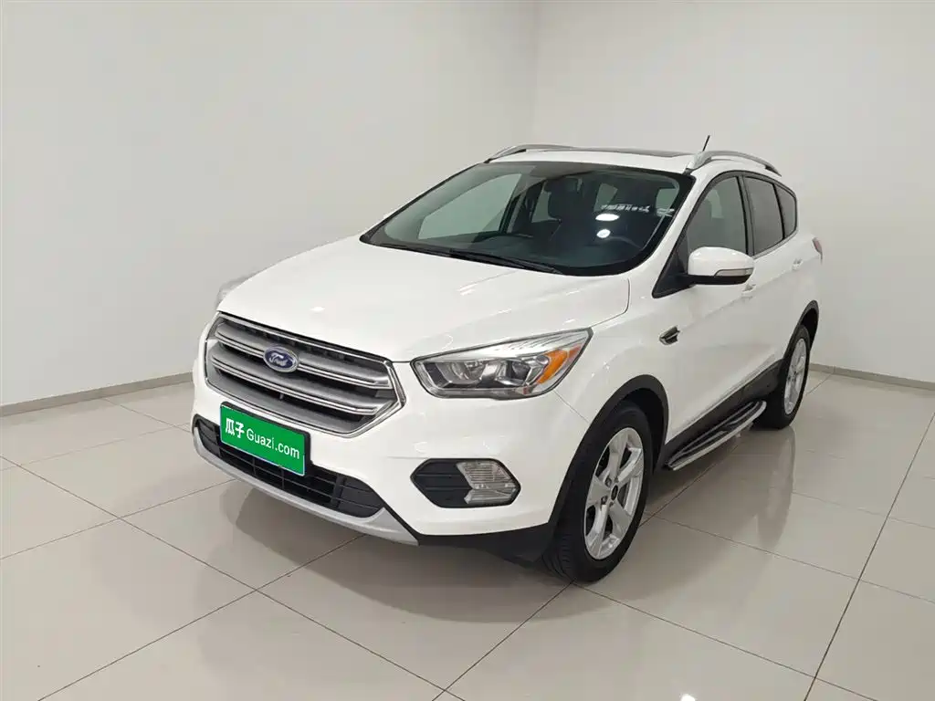 Фото 1 - Ford Kuga