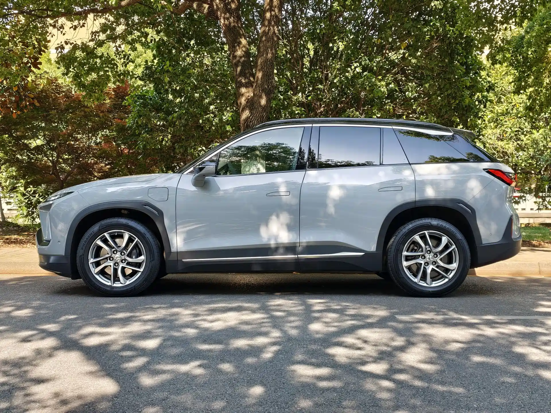 Фото 10 - NIO ES6