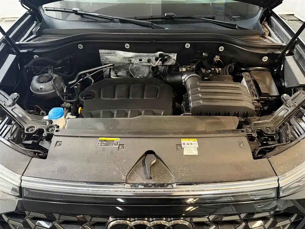 Audi Q6 2026 Model 40 TFSI quattro Guanyun Type Yulin Package 7-Seater фото 13