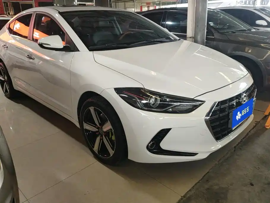 Hyundai Elantra 2019 1.5L CVT Smart Elite