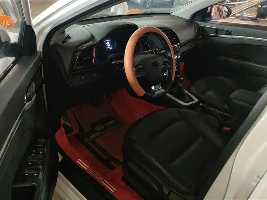 Hyundai Elantra 2019 1.5L CVT Smart Elite фото 9
