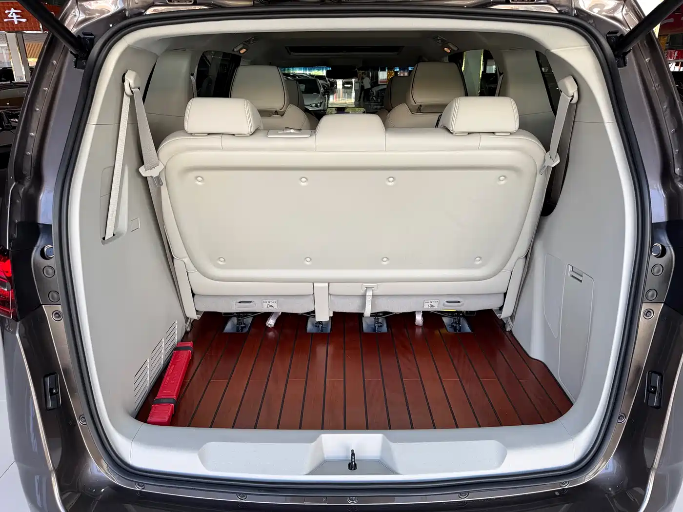 Buick GL8 2023 Land Business Class 652T Luxury фото 8