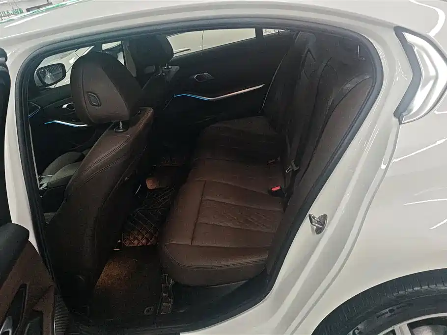 BMW i3 2024 eDrive 35 L фото 11