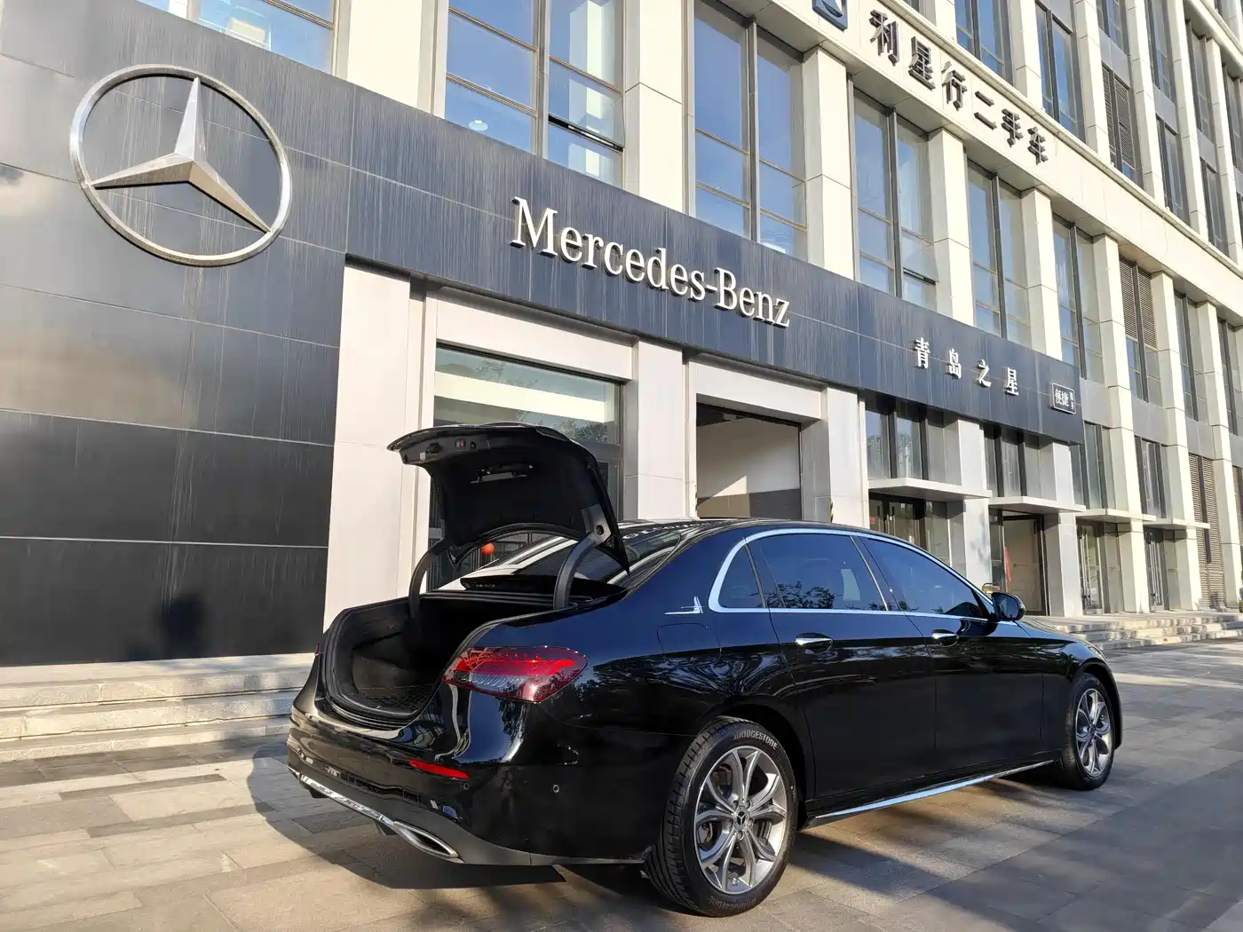 Mercedes-Benz E-Class 2022 Model Facelift III E 300 L Sport Fashion фото 19