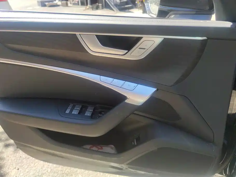 Audi A6L 2023 Facelift 45 TFSI quattro Premium Elegance фото 7