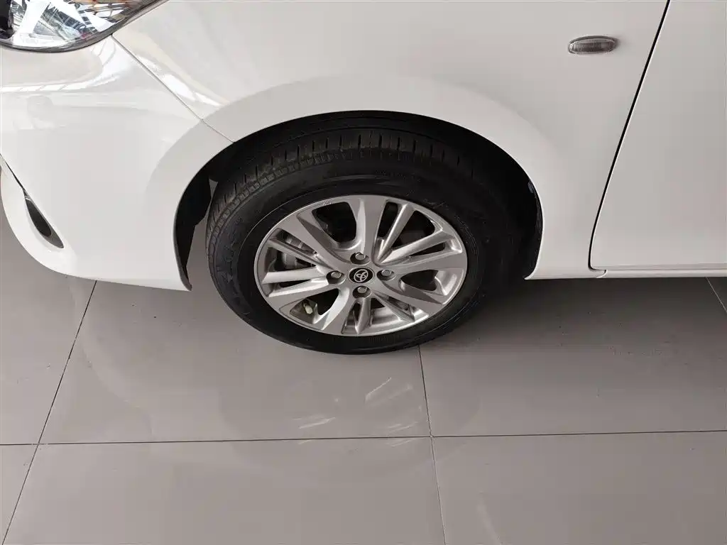 Toyota Vios FS 2021 1.5L CVT Fengchi Edition фото 23