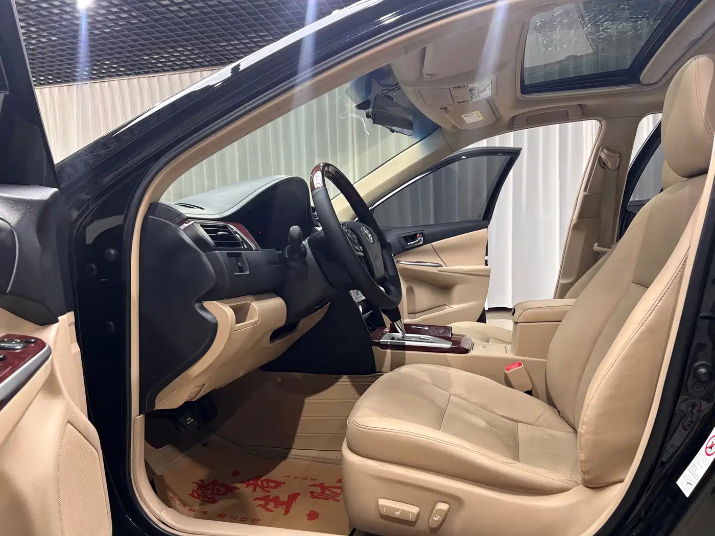 Toyota Camry 2012 2.5G Luxury Edition фото 11