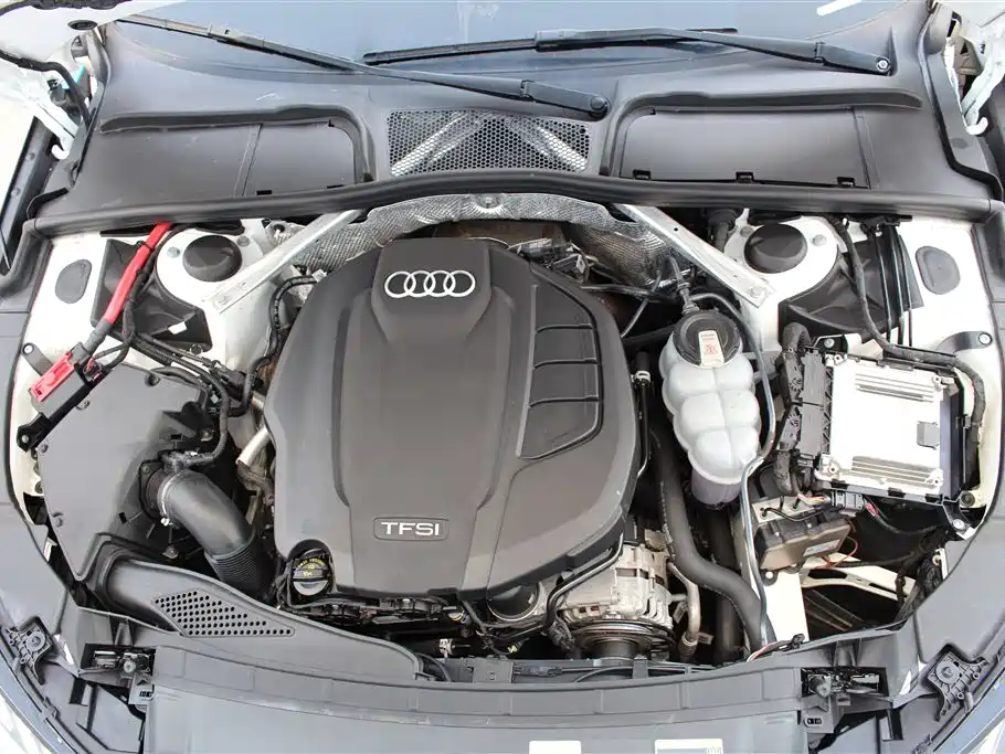 Audi A4L 2020 40 TFSI Luxury Dynamic фото 17