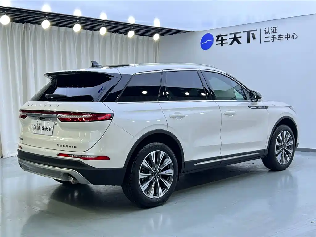 LINCOLN ADVENTURER