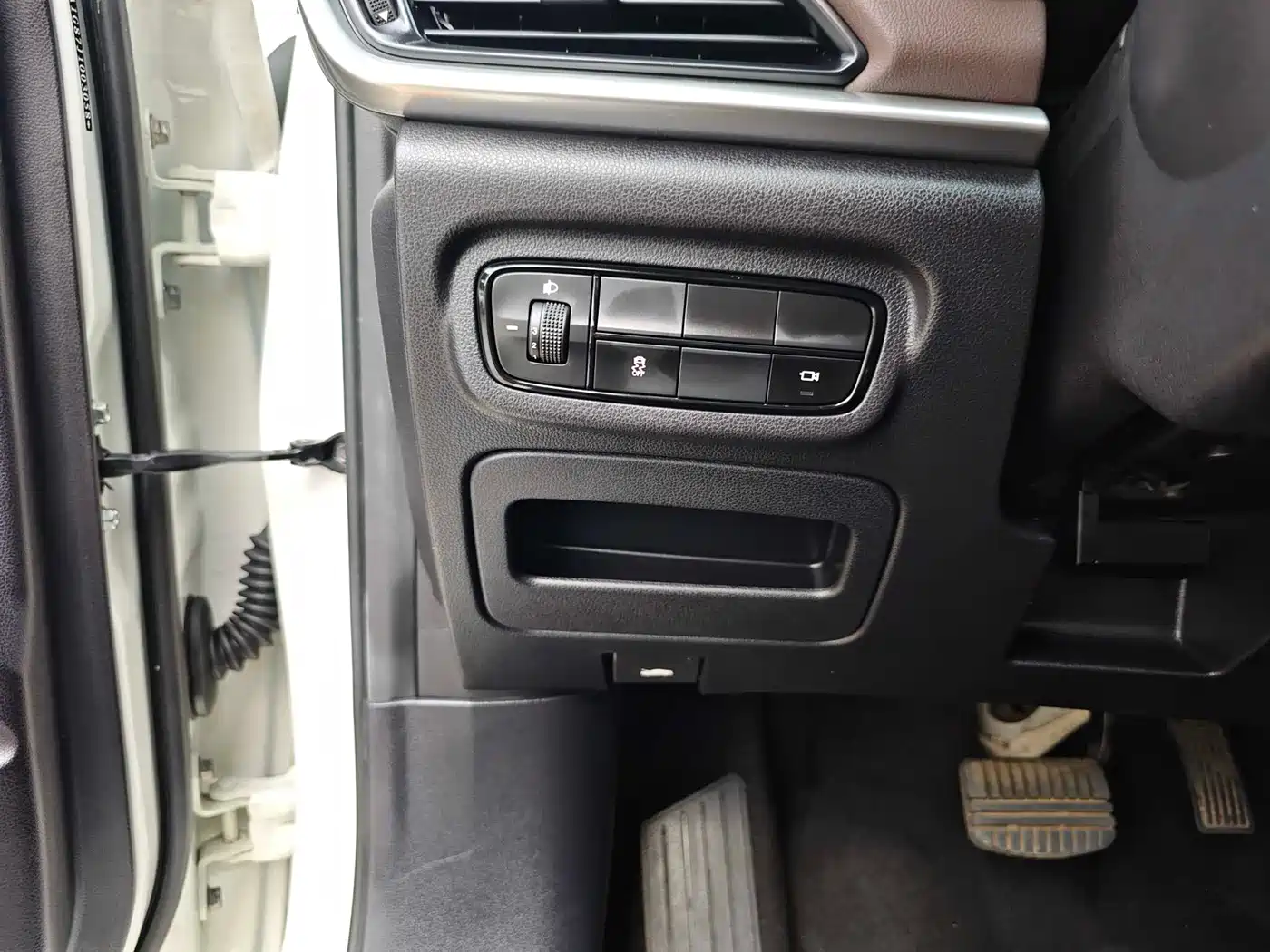 GAC Trumpchi Trumpchi GA4 2018 200T Automatic Exclusive фото 23