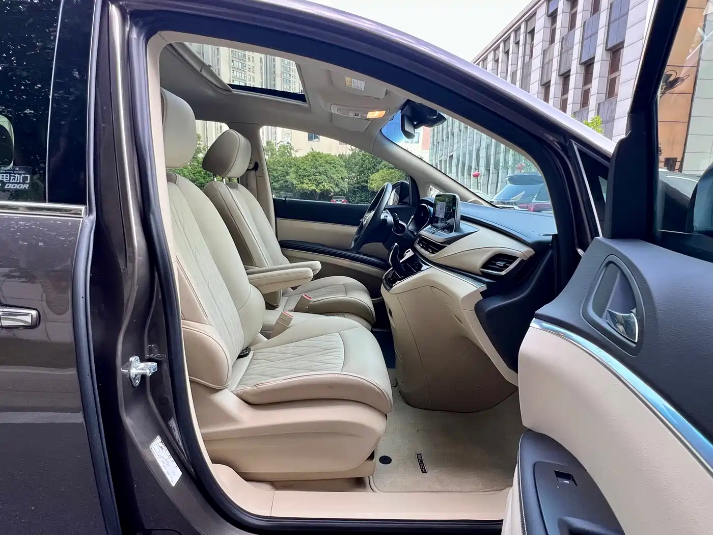 Buick GL8 2023 Model Land Business Class Comfort фото 26