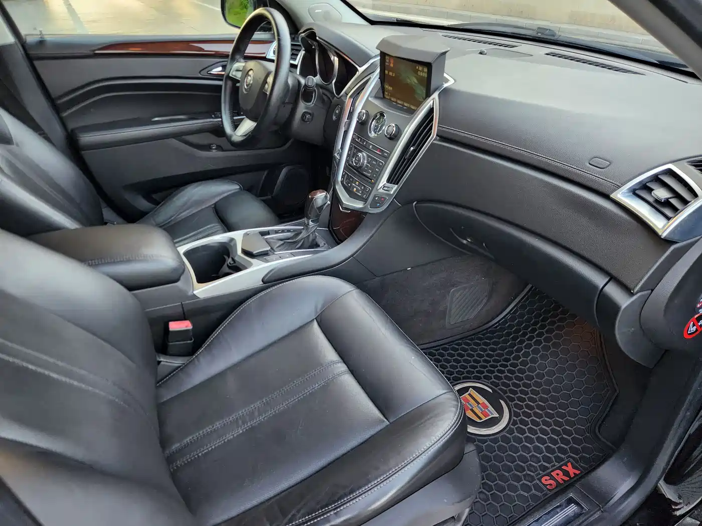 Cadillac SRX 2012 3.0L Luxury Model фото 20