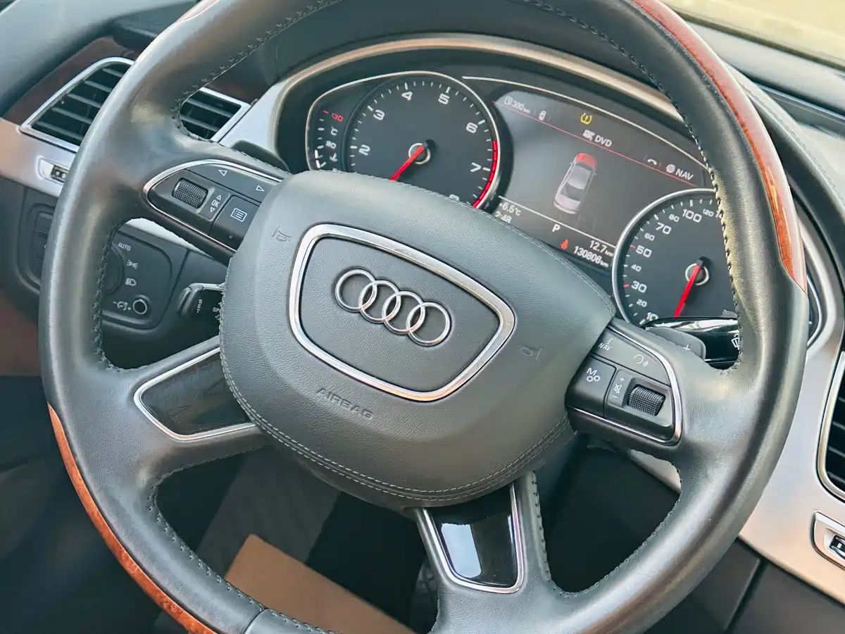 Audi A8 2013 A8L 6.3 FSI W12 quattro Flagship фото 19