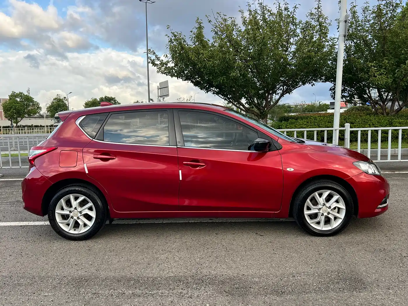 Nissan Tiida, миниатюра 12