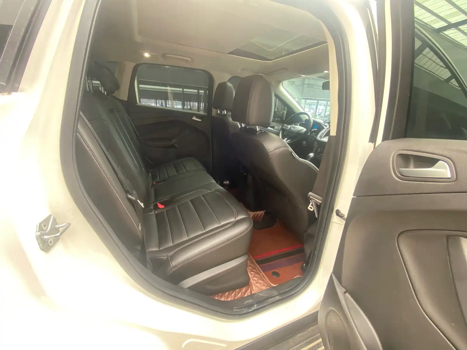 صورة 6 - Ford Kuga