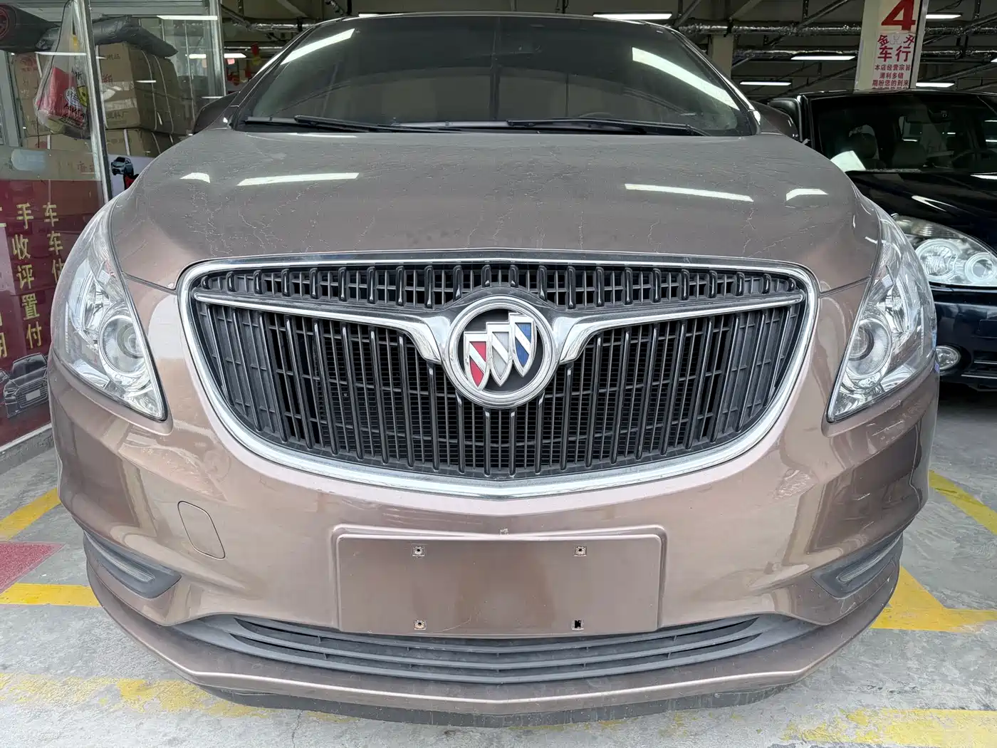 Buick GL8 2018 28T Luxury Model China VI фото 2