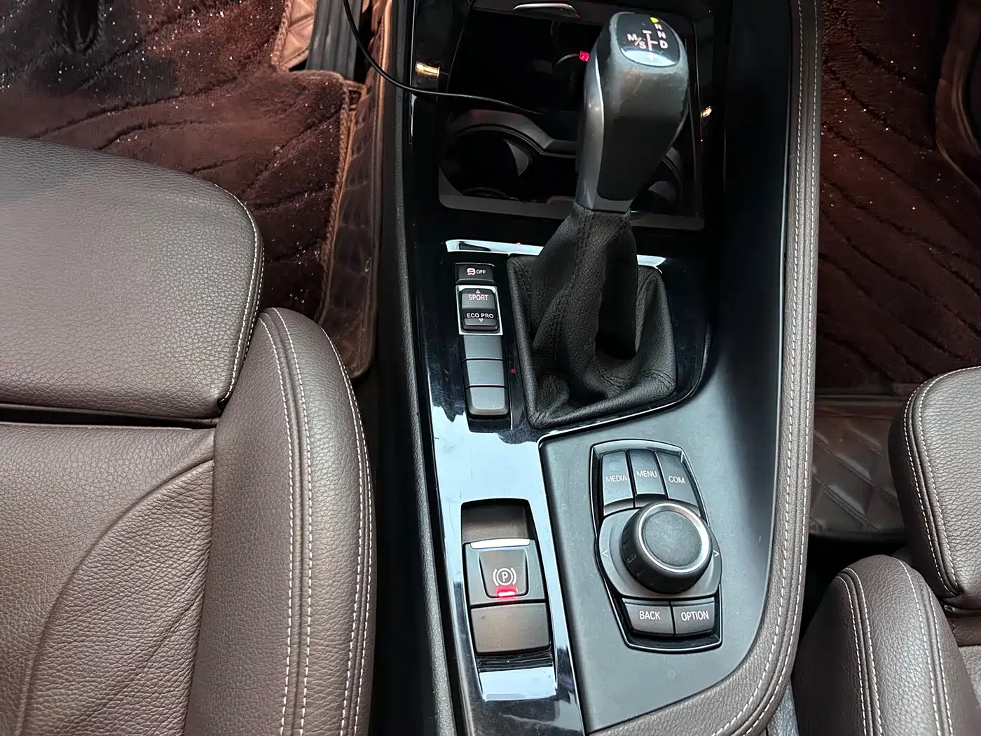 BMW X1 2018 sDrive18Li Premium Model фото 17